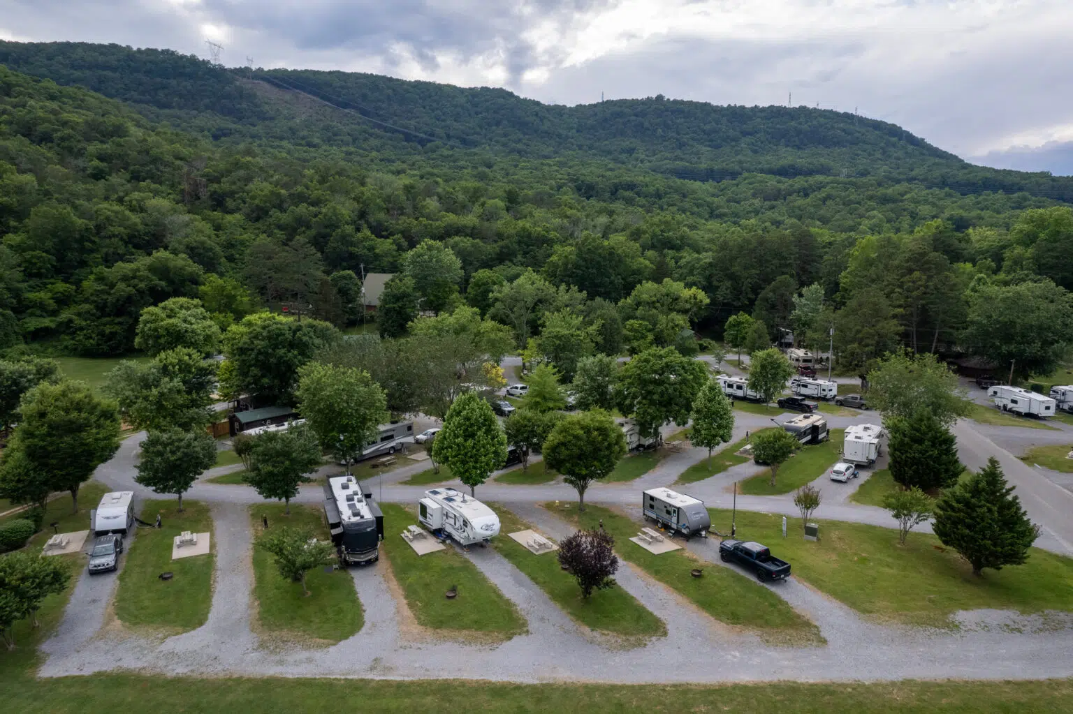 Ways to stay 2 Full Hook-Up RV Sites Raccoon Mountain