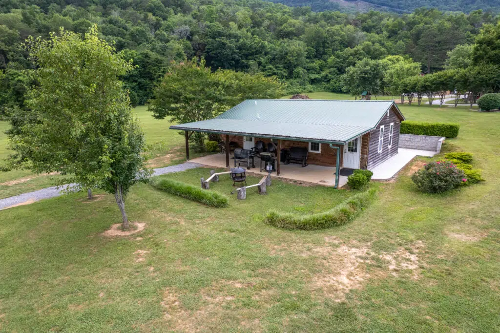 Ways to stay 12 Large Cabin Raccoon Mountain